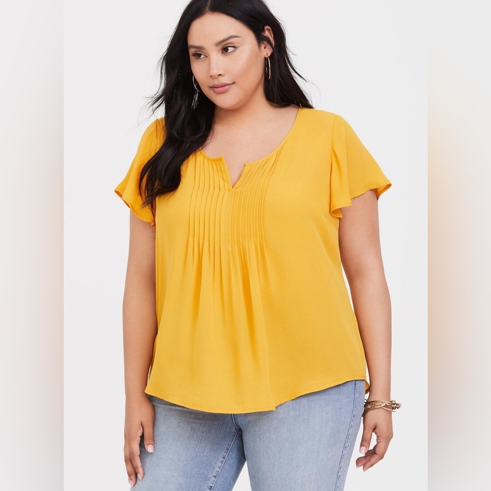 Torrid Mustard Pleated Blouse- Size 2X